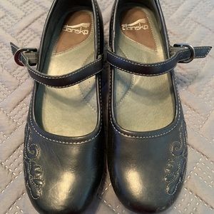 Dansko Savanna Black Embossed Mary Jane